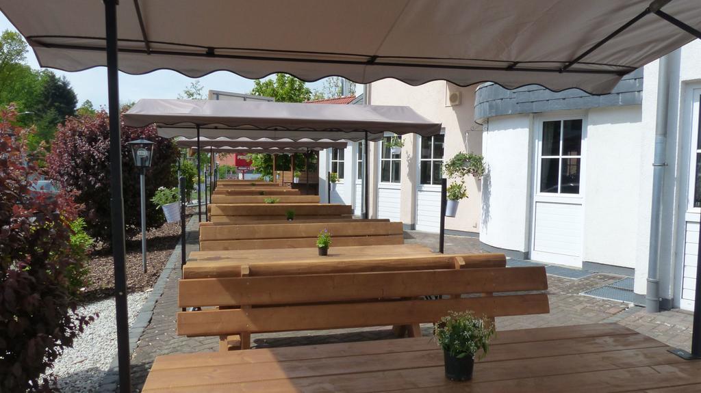 Hotel Restaurant Ortenberger Hof Ortenberg  Bagian luar foto